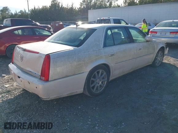 2007 Cadillac DTS Performance with VIN 1G6KD57947U221850, listed as a IAAI auction lot 41274564 with Not Provided miles and . Bid and sale history available at carsss.com. Image 4.