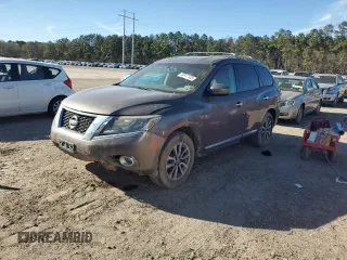 2013 Nissan Pathfinder SL with VIN 5N1AR2MNXDC608913, listed as a Copart auction lot 49317745 with 200,721 mi miles and Salvage Title. Bid and sale history available at carsss.com. Image 1.