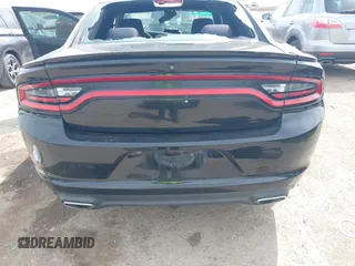 2015 Dodge Charger SXT z VIN 2C3CDXHG7FH777845, wystawiony jako IAAI lot #41791185 z przebiegiem 109 978 mil mil oraz . Historia ofert i sprzedaży dostępna na DreamBid. Obrazek 16.