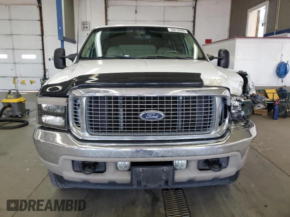 2001 Ford Excursion Limited with VIN 1FMNU43S51EC36951, listed as a Copart auction lot 58416995 with 199,911 mi miles and Salvage title. Bid and sale history available at DreamBid. Image 5.