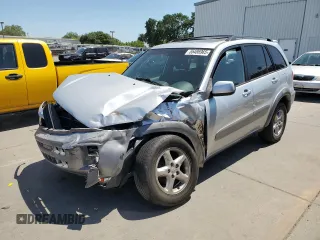 2001 Toyota RAV4 с VIN JTEHH20V910039282, выставлен на аукционе Copart как лот 55486965 с пробегом 195 930 миль миль и Списание • Salvage title. История ставок и продаж доступна на DreamBid. Изображение 1.