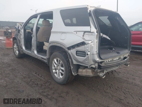 2022 Chevrolet Traverse LS with VIN 1GNERLKW4NJ108225, listed as a IAAI auction lot 41474728 with Not Provided miles. Bid and sale history available at carsss.com. Image 3.