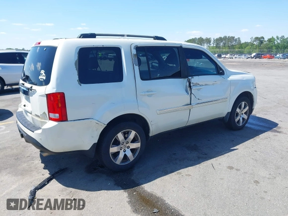 2015 Honda Pilot Touring with VIN 5FNYF3H92FB020766, listed as a IAAI auction lot 41983315 with 201,086 mi miles. Bid and sale history available at carsss.com. Image 4.