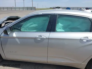 2018 Chevrolet Impala LS with VIN 2G11X5S3XJ9109537, listed as a IAAI auction lot 41911686 with 33,336 mi miles. Bid and sale history available at carsss.com. Image 14.