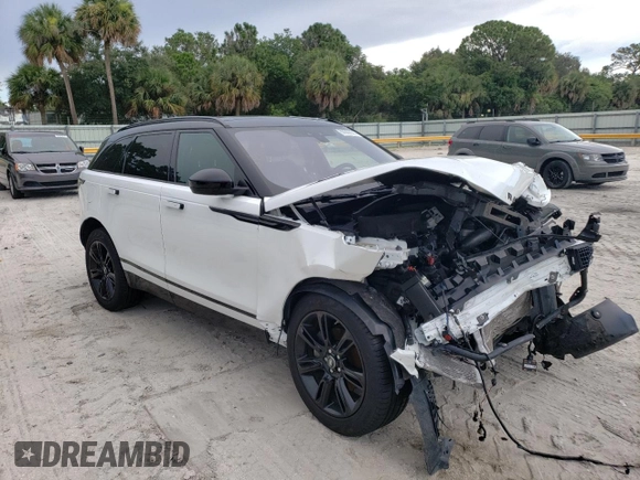 2019 Land Rover Range Rover Velar R-Dynamic SE with VIN SALYL2EX4KA789710, listed as a Copart auction lot 60663533 with 43,677 mi miles. Bid and sale history available at carsss.com. Image 4.