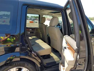 2016 Land Rover LR4 HSE with VIN SALAG2V6XGA803307, listed as a IAAI auction lot 42038144 with 79,181 mi miles and . Bid and sale history available at DreamBid. Image 8.