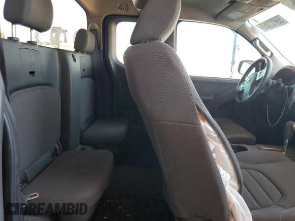 2017 Nissan Frontier SV z VIN 1N6BD0CT4HN735580, wystawiony jako Copart lot #59987455 z przebiegiem 82 396 mil mil oraz Szkoda całkowita • Salvage title. Historia ofert i sprzedaży dostępna na DreamBid. Obrazek 10.