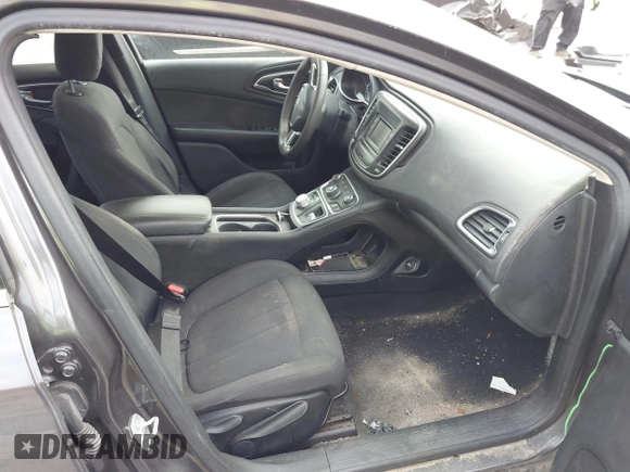 2016 Chrysler 200 Limited with VIN 1C3CCCAB8GN172154, listed as a IAAI auction lot 41591502 with 150,911 mi miles. Bid and sale history available at carsss.com. Image 5.