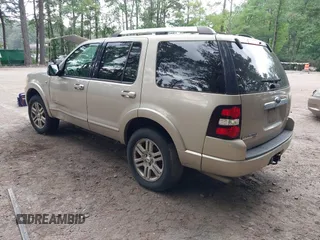 2007 Ford Explorer Limited z VIN 1FMEU75827UA58157, wystawiony jako IAAI lot #42790528 z przebiegiem 242 570 mil mil oraz . Historia ofert i sprzedaży dostępna na DreamBid. Obrazek 3.