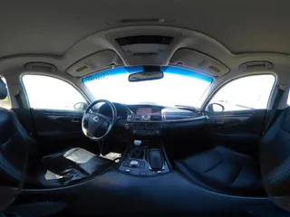 2014 Lexus LS 460 L с VIN JTHGL5EFXE5051451, выставлен на аукционе IAAI как лот 42043182 с пробегом 106 409 миль миль и . История ставок и продаж доступна на DreamBid. Изображение 19.