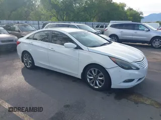 2013 Hyundai Sonata Limited z VIN 5NPEC4AC0DH522004, wystawiony jako IAAI lot #42570340 z przebiegiem 115 468 mil mil oraz . Historia ofert i sprzedaży dostępna na DreamBid. Obrazek 1.