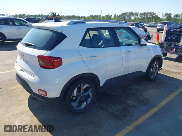 2022 Hyundai Venue SEL with VIN KMHRC8A33NU171505, listed as a IAAI auction lot 42041443 with 37,908 mi miles and . Bid and sale history available at DreamBid. Image 4.