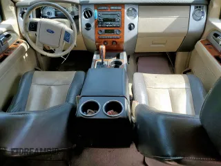 2007 Ford Expedition Eddie Bauer с VIN 1FMFU17597LA47036, выставлен на аукционе Copart как лот 56936735 с пробегом 205 701 миль миль и Списание • Salvage title. История ставок и продаж доступна на DreamBid. Изображение 8.