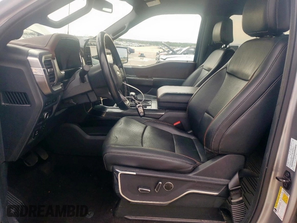 2021 Ford F-150 XL z VIN 1FTFW1E81MFC80401, wystawiony jako Copart lot #60142605 z przebiegiem 125 798 mil mil oraz Szkoda całkowita • Salvage title. Historia ofert i sprzedaży dostępna na DreamBid. Obrazek 7.