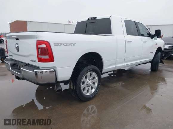 2024 Ram 2500 Laramie z VIN 3C6UR5NL7RG143695, wystawiony jako IAAI lot #41504981 z przebiegiem 6 511 mil mil oraz . Historia ofert i sprzedaży dostępna na DreamBid. Obrazek 4.