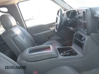 2004 Chevrolet Tahoe Z71 с VIN 1GNEK13Z74R283361, выставлен на аукционе IAAI как лот 41835211 с пробегом 194 412 миль миль и . История ставок и продаж доступна на DreamBid. Изображение 5.