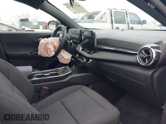 2025 Chevrolet Equinox FWD LT with VIN 3GNAXHEG5SL188502, listed as a IAAI auction lot 42127167 with 2,530 mi miles and . Bid and sale history available at DreamBid. Image 5.