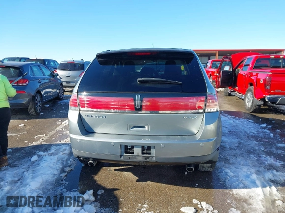 2007 Lincoln MKX with VIN 2LMDU68C47BJ32761, listed as a IAAI auction lot 41341946 with 163,239 mi miles. Bid and sale history available at carsss.com. Image 16.
