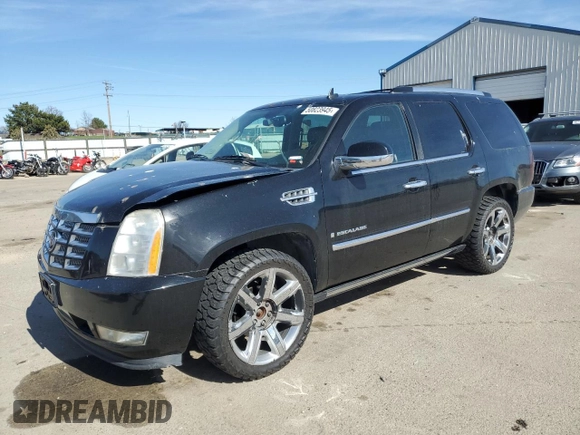2009 Cadillac Escalade z VIN 1GYFK23279R255745, wystawiony jako Copart lot #50823945 z przebiegiem 209 978 mil mil oraz Szkoda całkowita • Salvage title. Historia ofert i sprzedaży dostępna na DreamBid. Obrazek 1.