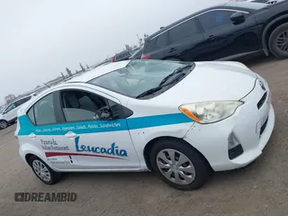 2014 Toyota Prius One z VIN JTDKDTB33E1559405, wystawiony jako IAAI lot #42499928 z przebiegiem 182 388 mil mil oraz . Historia ofert i sprzedaży dostępna na DreamBid. Obrazek 13.