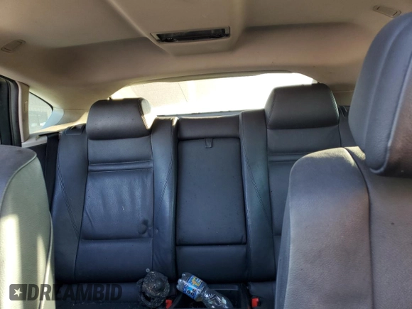 2011 BMW X6 50i with VIN 5UXFG8C52BLZ96767, listed as a Copart auction lot 84102604 with 0 mi miles and Non Repairable. Bid and sale history available at carsss.com. Image 10.