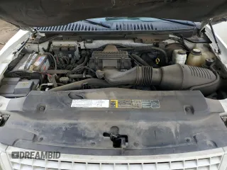 2006 Ford Expedition Limited with VIN 1FMFU19536LA84787, listed as a Copart auction lot 41453875 with 0 mi miles and Non Repairable. Bid and sale history available at carsss.com. Image 12.