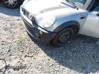 2006 MINI Convertible with VIN WMWRF33586TF64534, listed as a IAAI auction lot 41484453 with 180,748 mi miles and . Bid and sale history available at DreamBid. Image 6.