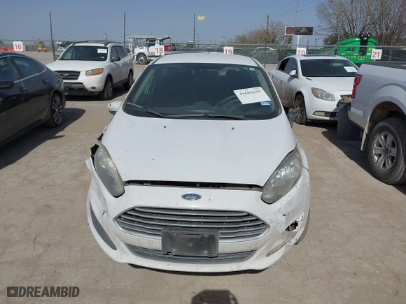 2019 Ford Fiesta SE with VIN 3FADP4BJ7KM135217, listed as a IAAI auction lot 41685629 with 91,140 mi miles. Bid and sale history available at carsss.com. Image 12.