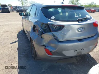 2016 Hyundai Elantra with VIN KMHD35LH4GU265591, listed as a IAAI auction lot 42040731 with 137,679 mi miles and . Bid and sale history available at DreamBid. Image 3.