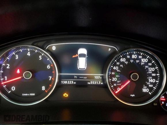 2013 Volkswagen Touareg Lux с VIN WVGEF9BP9DD003735, выставлен на аукционе Copart как лот 58852315 с пробегом 138 223 миль миль и Списание • Salvage title. История ставок и продаж доступна на DreamBid. Изображение 9.