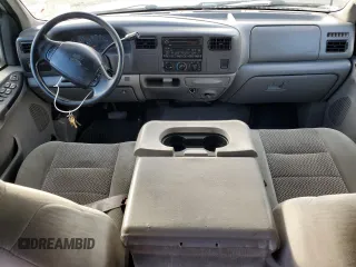 2001 Ford F-350 XL with VIN 1FTWW32F81ED76171, listed as a Copart auction lot 85030524 with 294,338 mi miles and Salvage title. Bid and sale history available at DreamBid. Image 8.