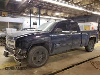 2012 Chevrolet Silverado 1500 LT with VIN 1GCRKSE77CZ168740, listed as a Copart auction lot 42035245 with 163,985 mi miles and Salvage Title. Bid and sale history available at carsss.com. Image 1.