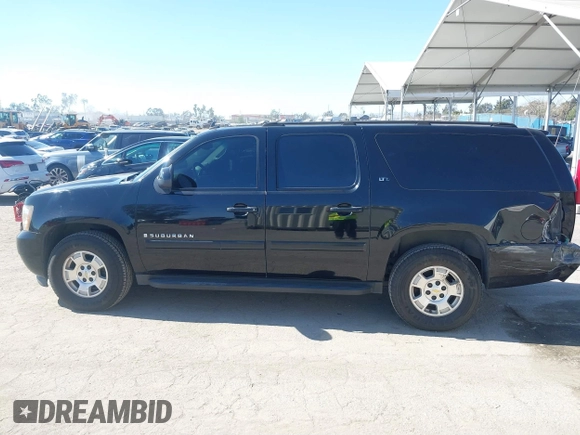 2007 Chevrolet Suburban LT with VIN 3GNFC16J07G243215, listed as a IAAI auction lot 41631673 with 200,990 mi miles and . Bid and sale history available at DreamBid. Image 15.