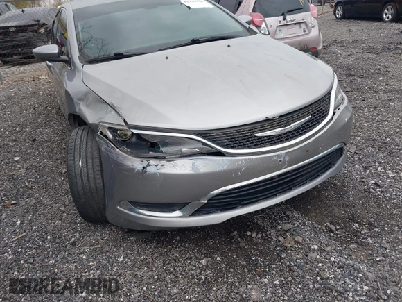 2015 Chrysler 200 Limited with VIN 1C3CCCAB6FN571322, listed as a IAAI auction lot 41929946 with 178,348 mi miles. Bid and sale history available at carsss.com. Image 6.
