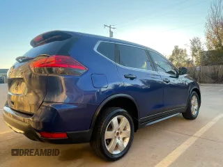 2017 Nissan Rogue SV с VIN KNMAT2MT0HP558476, выставлен на аукционе Copart как лот 64005785 с пробегом 145 645 миль миль и Чистый • Clean title. История ставок и продаж доступна на DreamBid. Изображение 4.