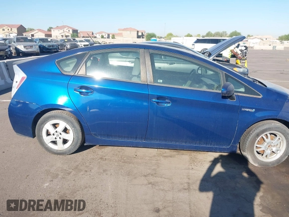 2010 Toyota Prius II with VIN JTDKN3DU6A0018271, listed as a IAAI auction lot 40429739 with 262,133 mi miles. Bid and sale history available at carsss.com. Image 13.