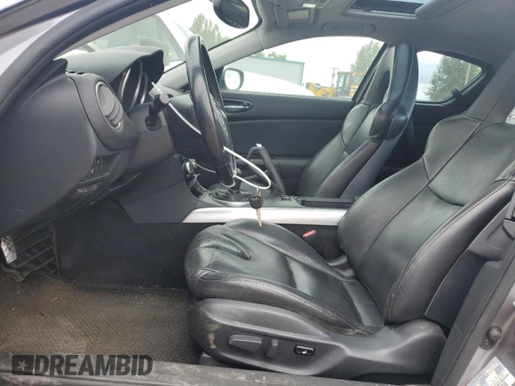 2004 Mazda RX-8 z VIN JM1FE173140124592, wystawiony jako Copart lot #61025055 z przebiegiem 120 360 mil mil oraz Czysty tytuł • Clean title. Historia ofert i sprzedaży dostępna na DreamBid. Obrazek 7.