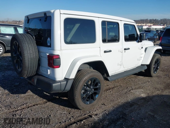 2023 Jeep Wrangler Sahara z VIN 1C4JJXP6XPW579817, wystawiony jako IAAI lot #41740203 z przebiegiem 19 716 mil mil oraz . Historia ofert i sprzedaży dostępna na DreamBid. Obrazek 4.