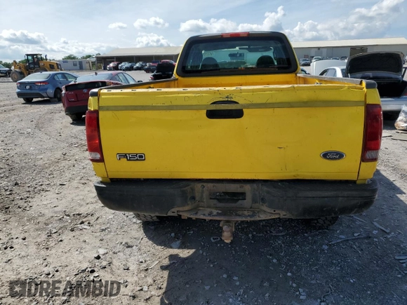 2003 Ford F-150 XL z VIN 2FTRX18W53CA92348, wystawiony jako Copart lot #56222285 z przebiegiem 266 068 mil mil oraz Szkoda całkowita • Salvage title. Historia ofert i sprzedaży dostępna na DreamBid. Obrazek 6.