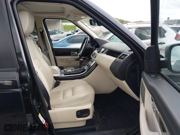2011 Land Rover Range Rover Sport SC with VIN SALSH2E40BA267833, listed as a IAAI auction lot 42255739 with 101,323 mi miles and . Bid and sale history available at DreamBid. Image 5.