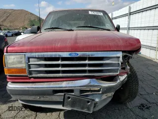 1994 Ford Explorer Eddie Bauer z VIN 1FMDU34X3RUB37188, wystawiony jako Copart lot #77674574 z przebiegiem 64 028 mil mil oraz Szkoda całkowita • Salvage title. Historia ofert i sprzedaży dostępna na DreamBid. Obrazek 5.