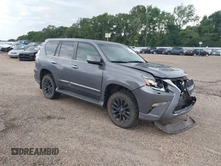 2019 Lexus GX 460 z VIN JTJBM7FX1K5233625, wystawiony jako IAAI lot #42330874 z przebiegiem 84 886 mil mil oraz . Historia ofert i sprzedaży dostępna na DreamBid. Obrazek 1.