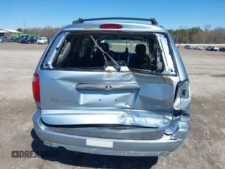 2005 Chrysler Town & Country Touring with VIN 2C4GP54L05R284612, listed as a IAAI auction lot 41839207 with 162,175 mi miles and . Bid and sale history available at DreamBid. Image 17.