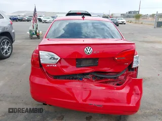 2014 Volkswagen Jetta Sedan SE w/Connectivity/Sunroof PZEV with VIN 3VWD17AJ0EM378030, listed as a IAAI auction lot 40612066 with 179,808 mi miles. Bid and sale history available at carsss.com. Image 16.