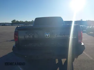 2018 Ram 2500 Tradesman with VIN 3C6UR5CL3JG209571, listed as a IAAI auction lot 40450384 with 180,084 mi miles and . Bid and sale history available at DreamBid. Image 17.