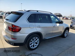 2013 BMW X5 xDrive35i with VIN 5UXZV4C56D0E02961, listed as a Copart auction lot 43245075 with 168,726 mi miles and Clean Title. Bid and sale history available at carsss.com. Image 3.
