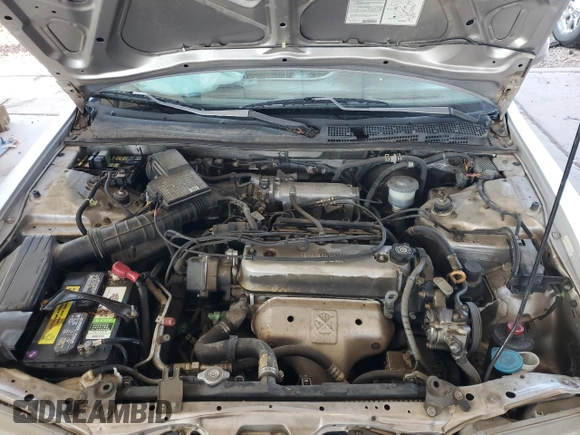 1997 Honda Accord Special Edition z VIN 1HGCD5603VA135630, wystawiony jako Copart lot #57807945 z przebiegiem 202 533 mil mil oraz Szkoda całkowita • Salvage title. Historia ofert i sprzedaży dostępna na DreamBid. Obrazek 11.