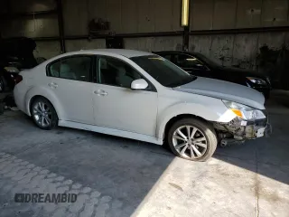 2014 Subaru Legacy Premium z VIN 4S3BMBC61E3018747, wystawiony jako Copart lot #55502445 z przebiegiem 139 524 mil mil oraz Szkoda całkowita • Salvage title. Historia ofert i sprzedaży dostępna na DreamBid. Obrazek 4.