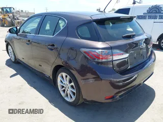 2012 Lexus CT 200h z VIN JTHKD5BH3C2111503, wystawiony jako IAAI lot #42314091 z przebiegiem 53 058 mil mil oraz . Historia ofert i sprzedaży dostępna na DreamBid. Obrazek 3.