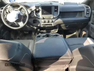 2024 Ram 2500 Tradesman z VIN 3C6UR5HLXRG139877, wystawiony jako Copart lot #44438375 z przebiegiem Nie podano mil oraz Szkoda całkowita • Salvage title. Historia ofert i sprzedaży dostępna na DreamBid. Obrazek 8.